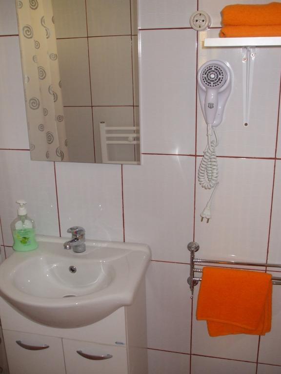 Pensiunea Mimi Mediaş Εξωτερικό φωτογραφία